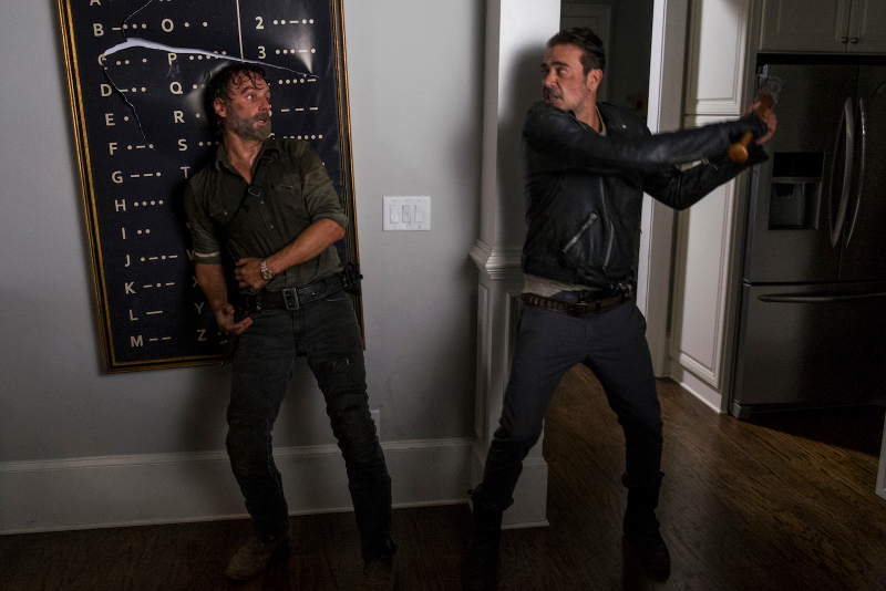Illustration for article titled Rick Loses More Than the Battle on The Walking Dead's Midseason Finale